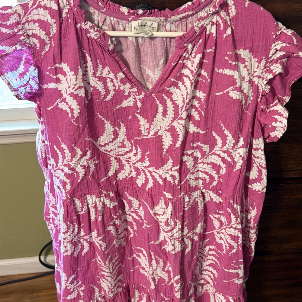 Wonderly Pink and White Fern Print Blouse